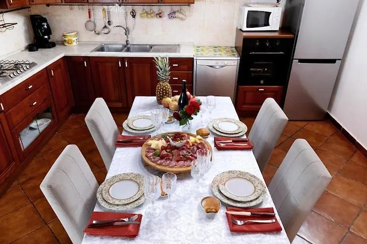 Holiday Home Castiglione Di Sicilia Italy